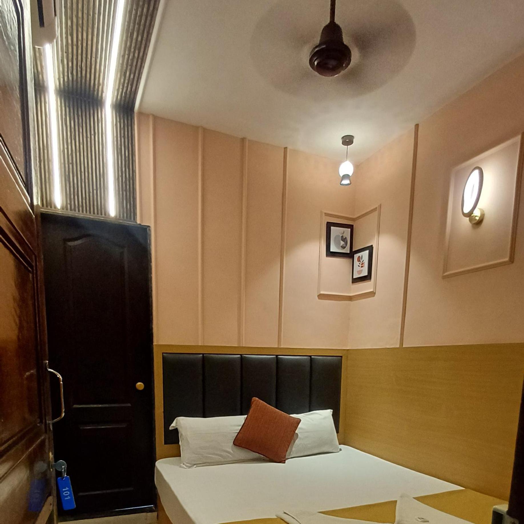 Hotel Regal Plaza, Mumbai